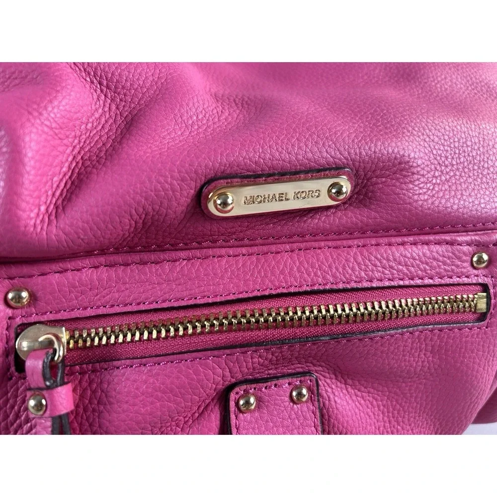 Authentic Michael Kors Pink Pebbled Leather Hobo Shoulder‎ Bag